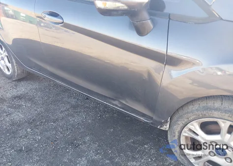 2015 Ford Fiesta Se z USA, uszkodzony, nr VIN 3FADP4BJ5FM219915